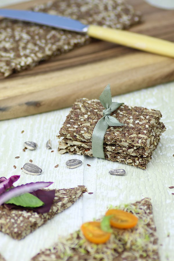 Basic Raw Crackers