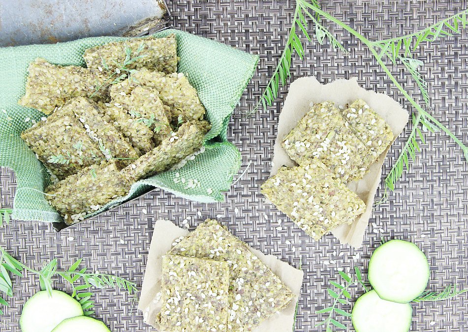 Raw cracker recipe Buttery walnut zucchini crackers The Rawtarian