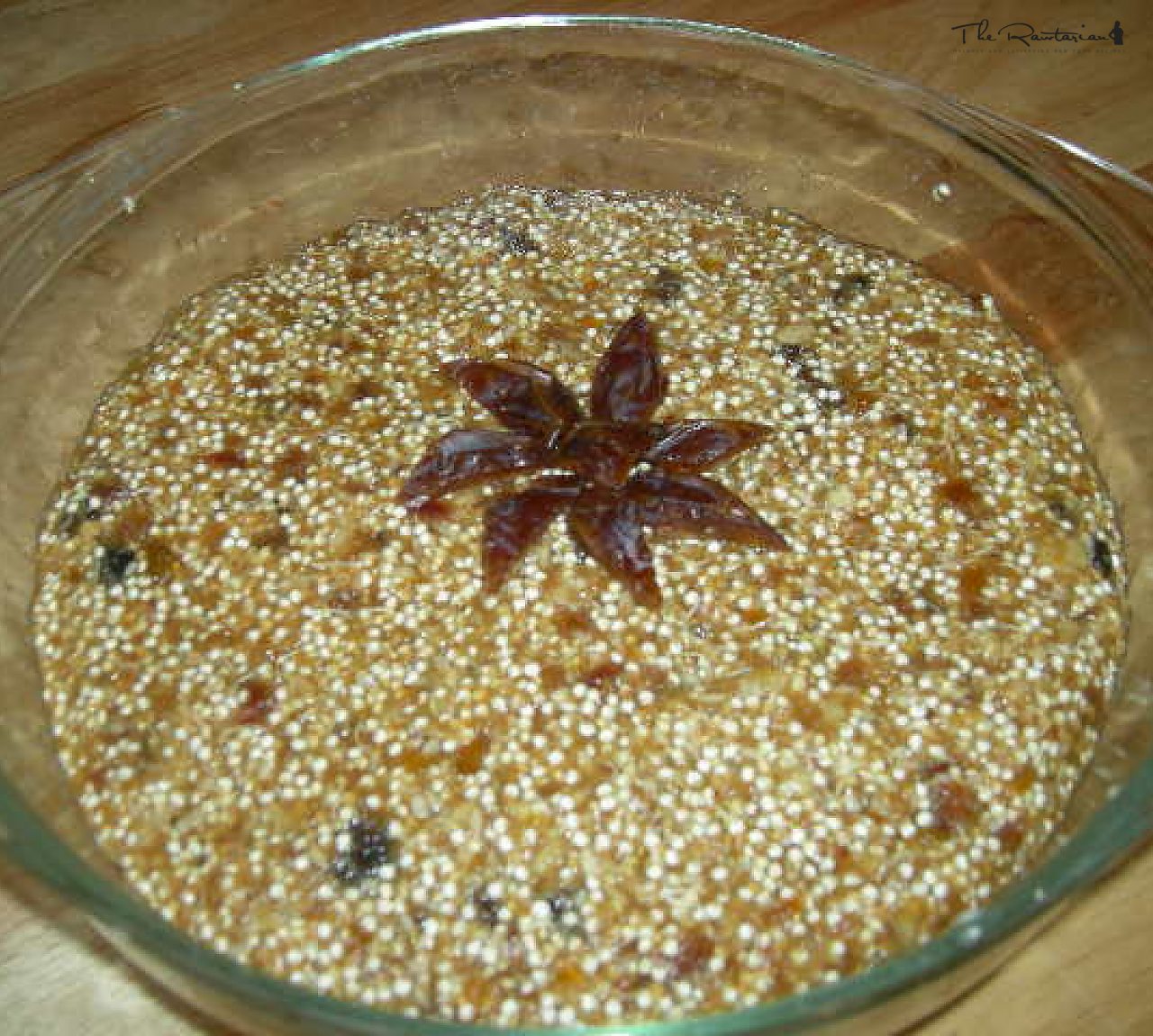 Apple Cinnamon Sprouted Quinoa Delight | The Rawtarian