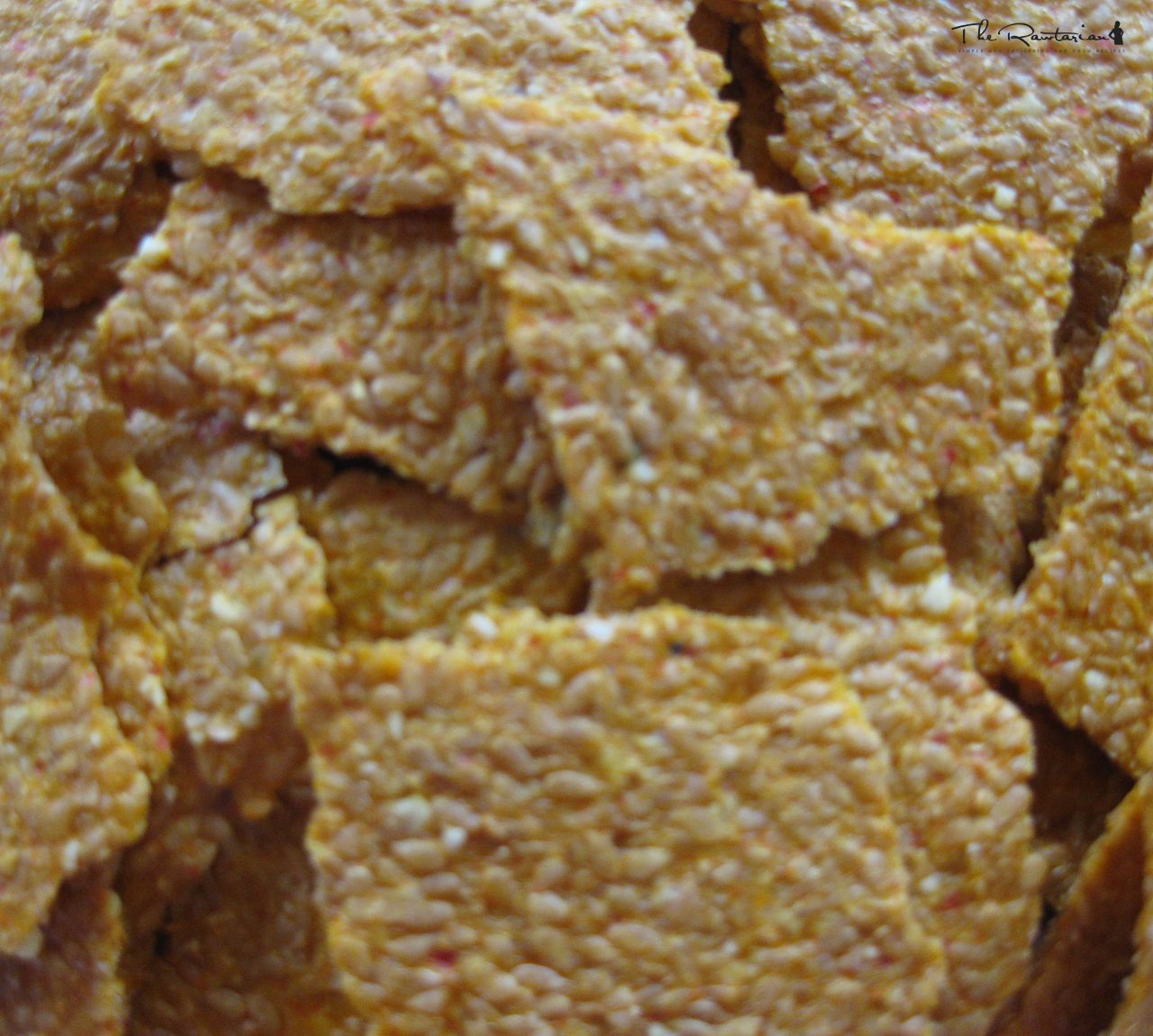 Cheezy Flax Crackers | The Rawtarian