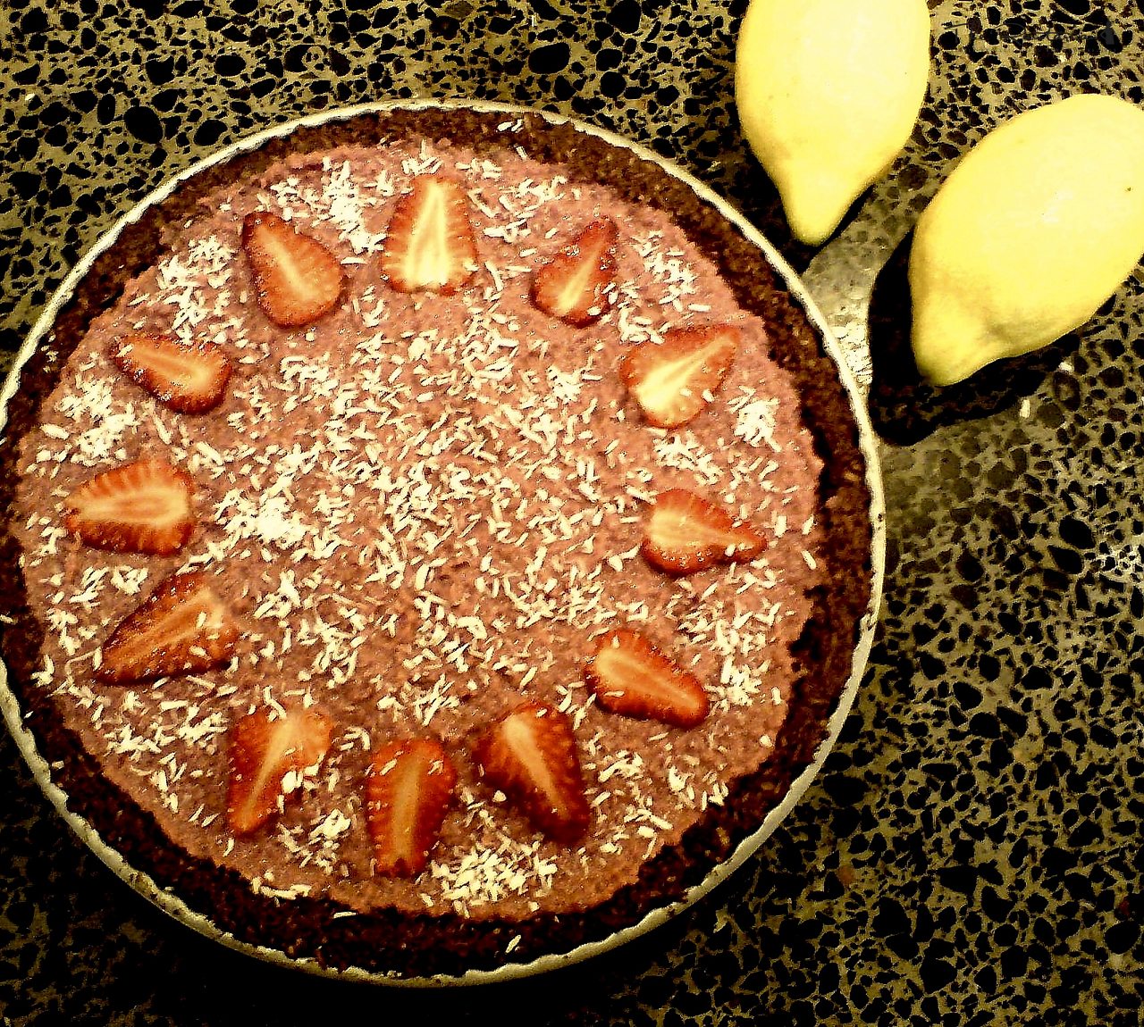Chocolate Strawberry Pie | The Rawtarian