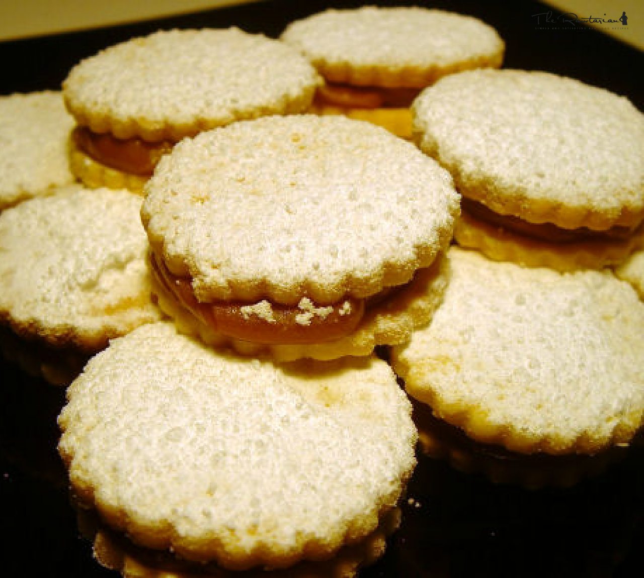 Delicious Apricot Sandwiches | The Rawtarian