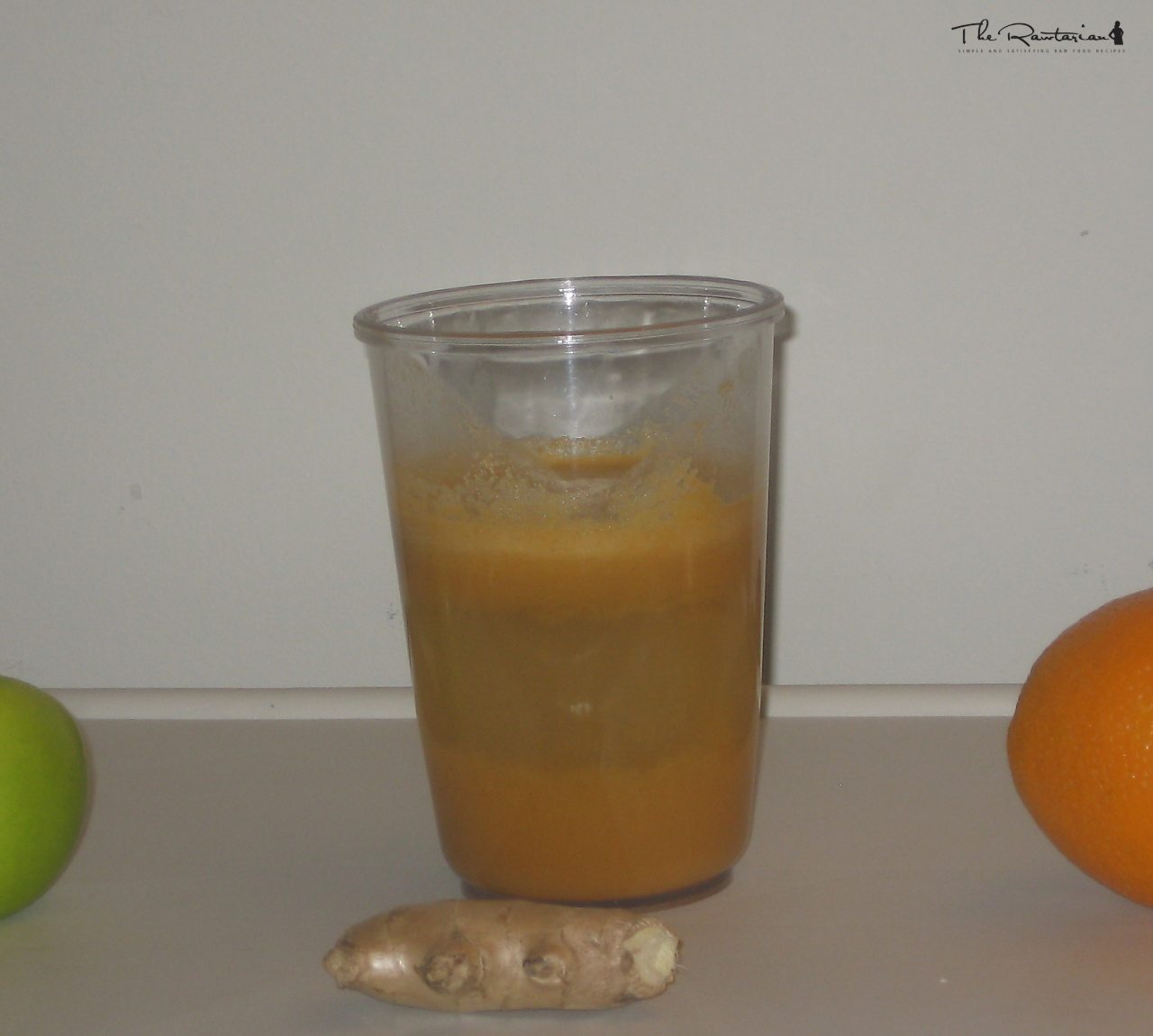 Fruity Carrot Ginger Juice | The Rawtarian