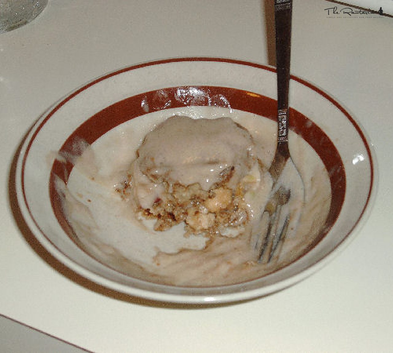 Nanna Cream Layer Cake | The Rawtarian