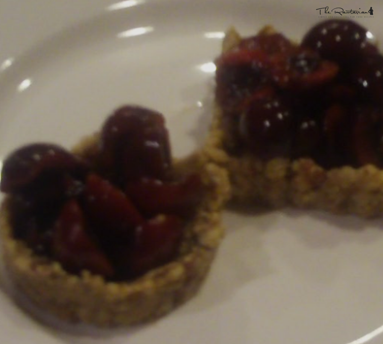 Raw Cherry Tarts | The Rawtarian