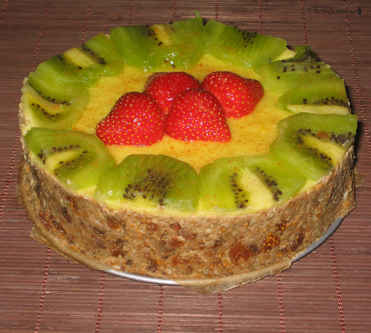 Raw Papaya-Pineapple Pie | The Rawtarian