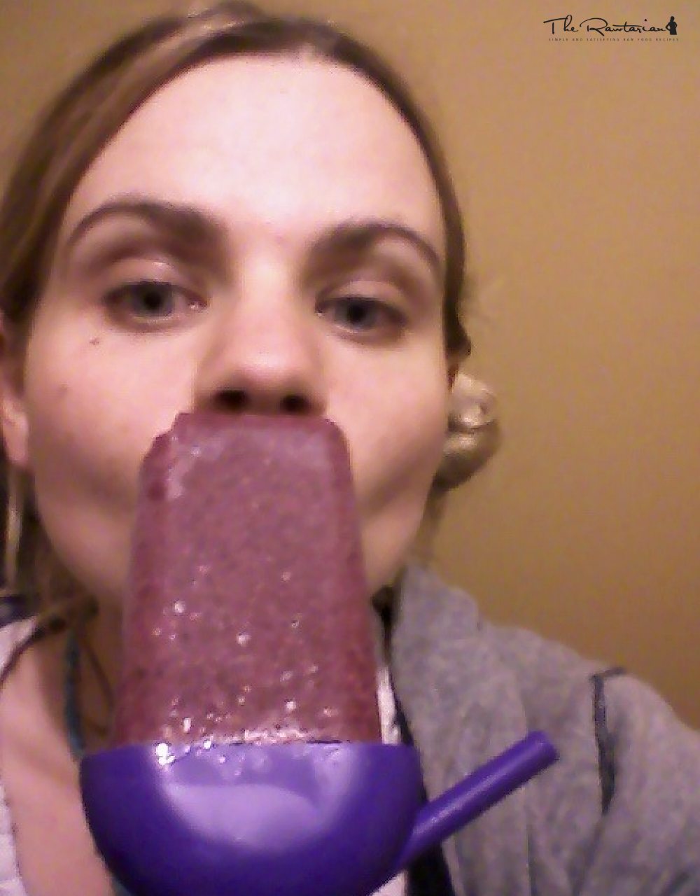 Smooth Berry Icy Poles/Popsicles | The Rawtarian
