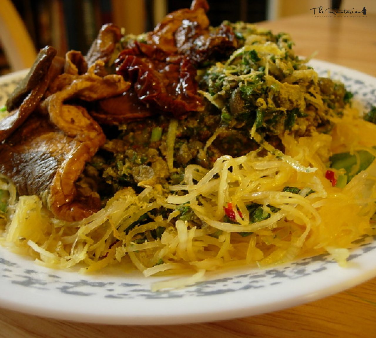 Spaghetti Squash Gremolata With Spinach Pesto | The Rawtarian