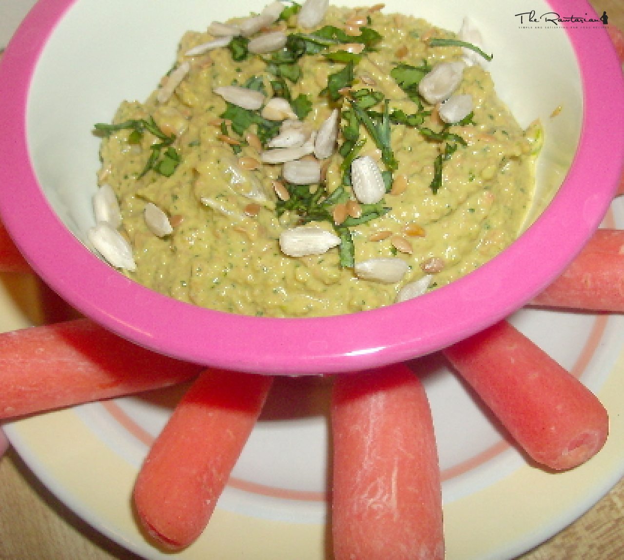 Sunflower Hummus | The Rawtarian