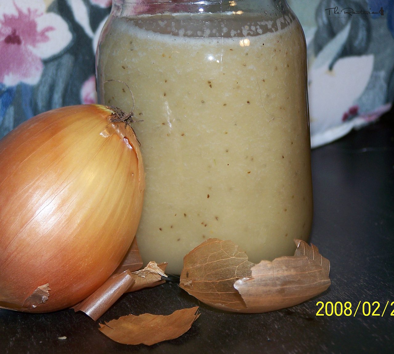 Sweet Onion Salad Dressing | The Rawtarian