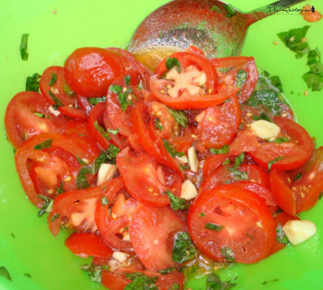 Tomatoey Side Dish | The Rawtarian