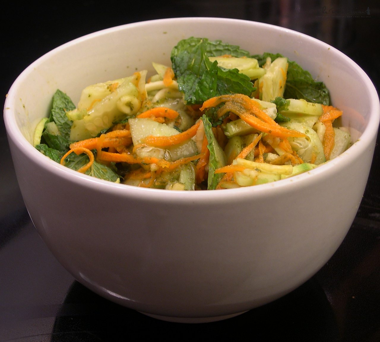 Vietnamese Zoodle Salad | The Rawtarian