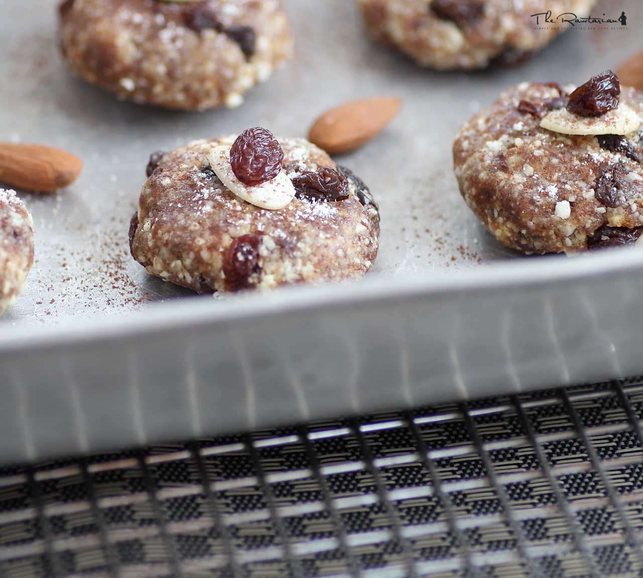 Raw cinnamon raisin "oatmeal" cookies The Rawtarian