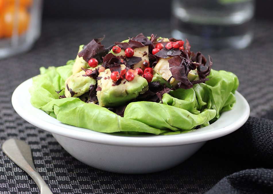 Raw avocado dulse salad recipe The Rawtarian