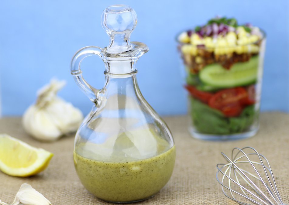 Simple raw garlic salad dressing The Rawtarian